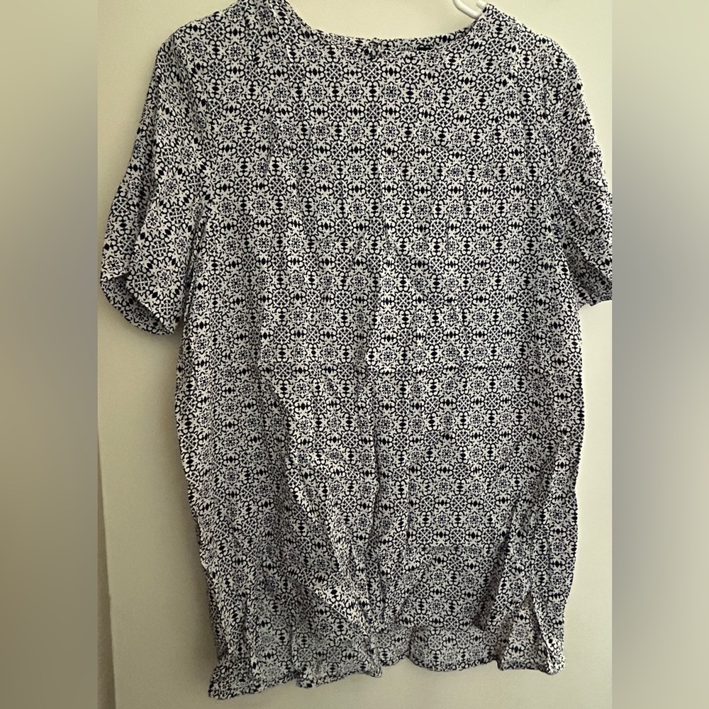 H&M Black and White Printed Short Sleeve Blouse